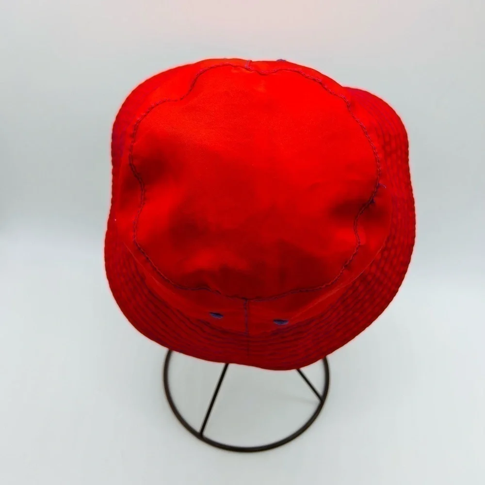 UV SKINS KIDS REVERSIBLE HAT SIZE 7